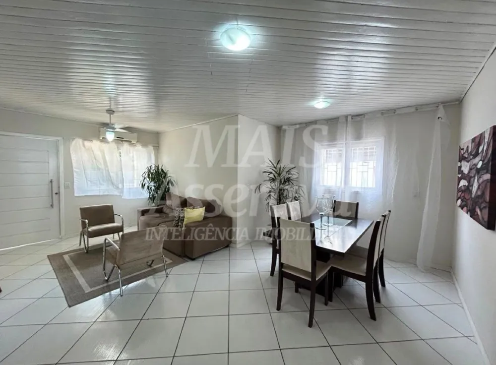 Casa para venda no bairro Rondônia em Novo Hamburgo - 3 dormtiórios 