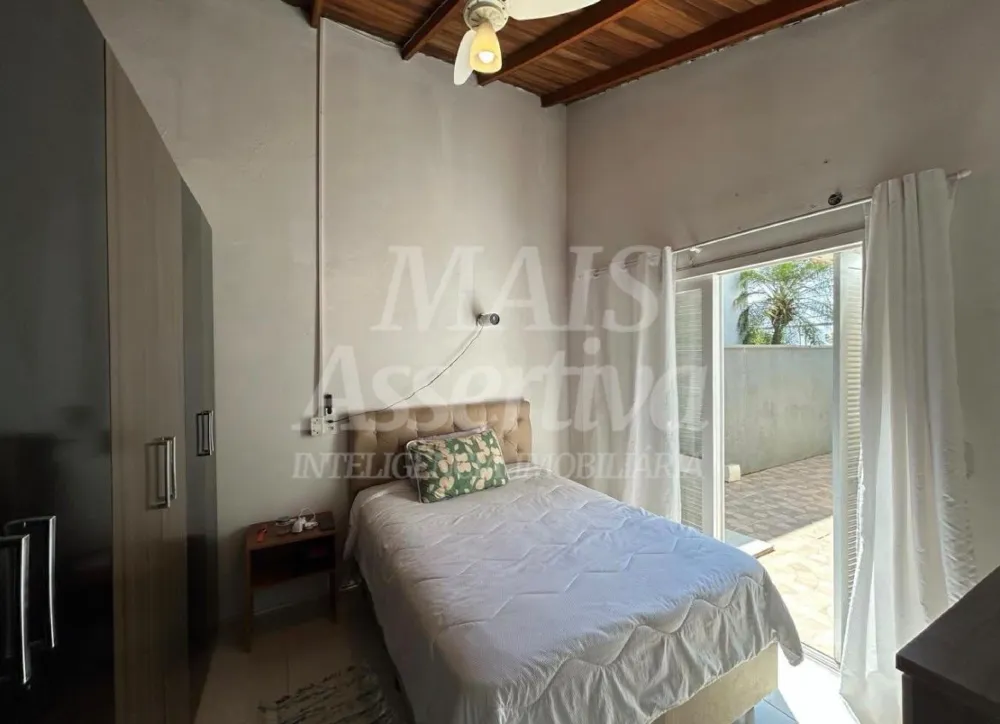Casa para venda no bairro Rondônia em Novo Hamburgo - 3 dormtiórios 