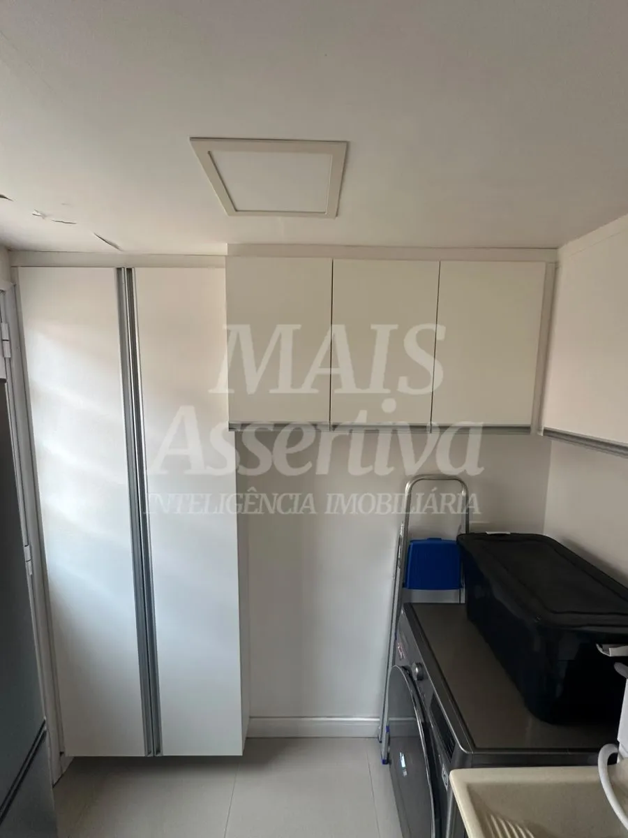 Ótimo sobrado à venda semi mobiliado no Condomínio Vale das Figueiras em Novo Hamburgo