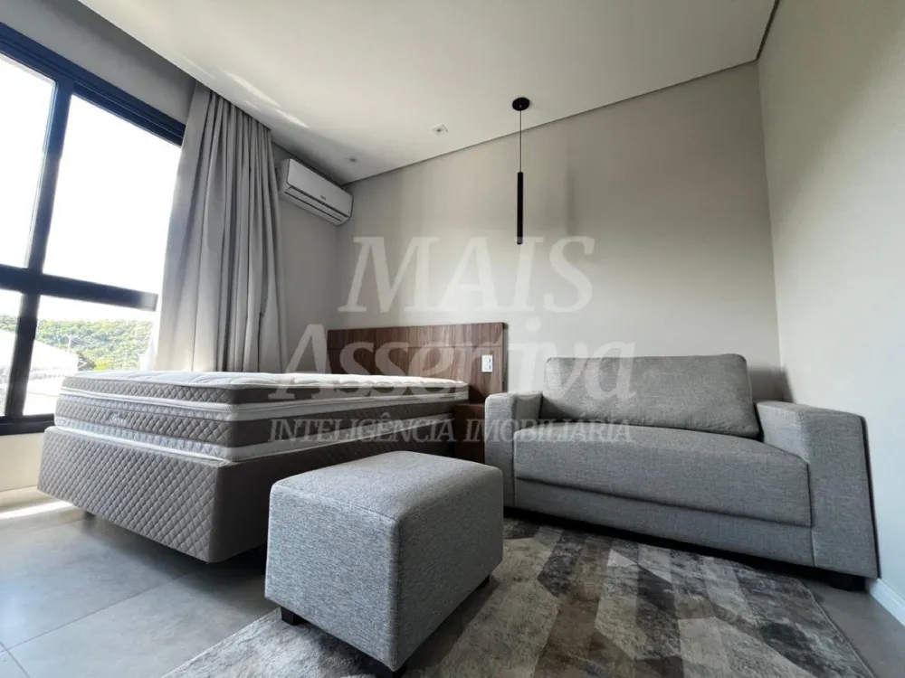 Kitnet 1 quarto para Locação Anual no bairro Vila Nova em Novo Hamburgo
