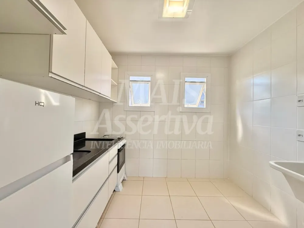Apartamento semi mobiliado - Condominio Térra Brasil no 2º andar 