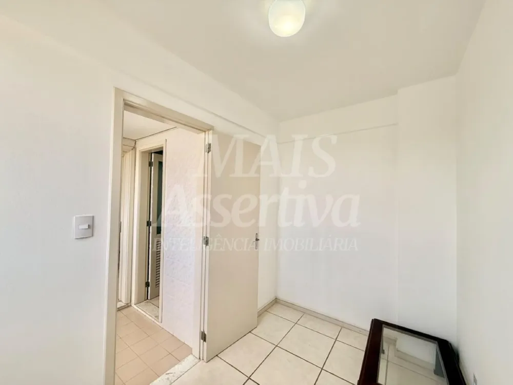 Apartamento semi mobiliado de 2 dormitórios - 10º andar no Centro de Novo Hamburgo 