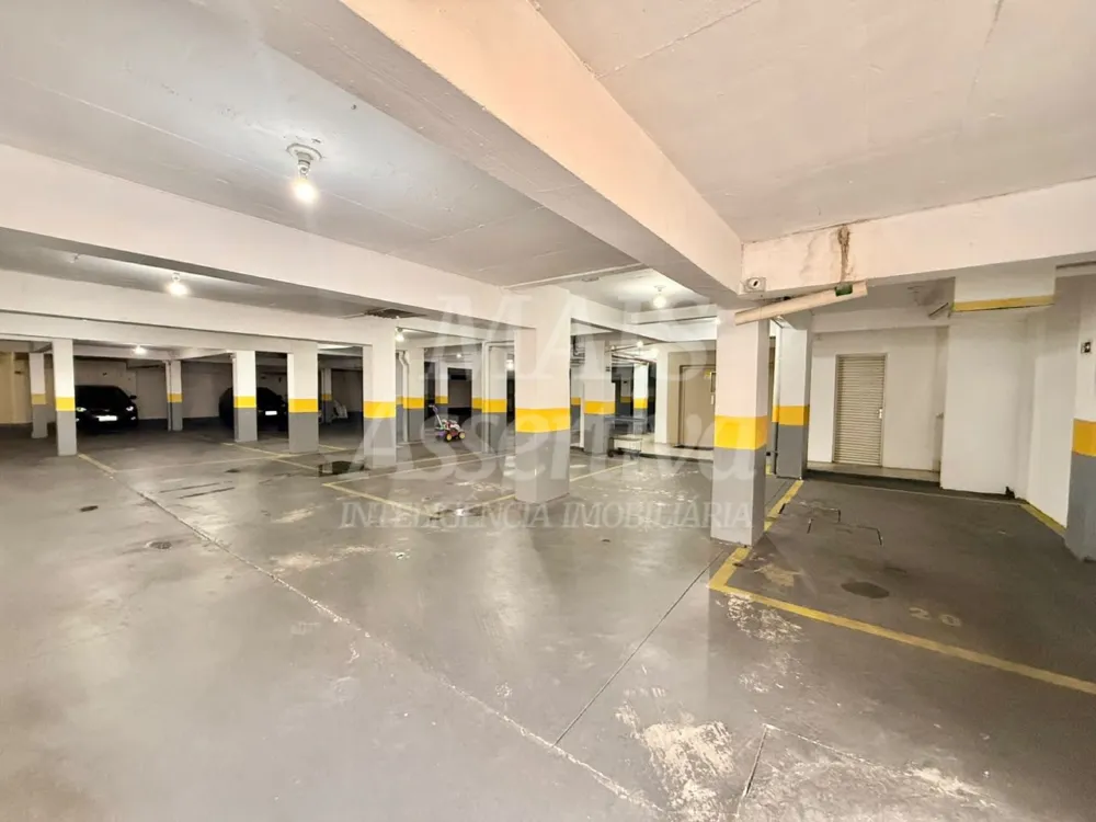 Apartamento semi mobiliado de 2 dormitórios - 10º andar no Centro de Novo Hamburgo 
