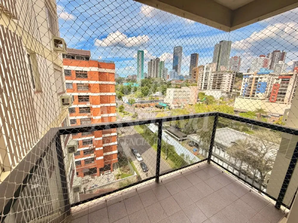 Apartamento semi mobiliado de 2 dormitórios - 10º andar no Centro de Novo Hamburgo 