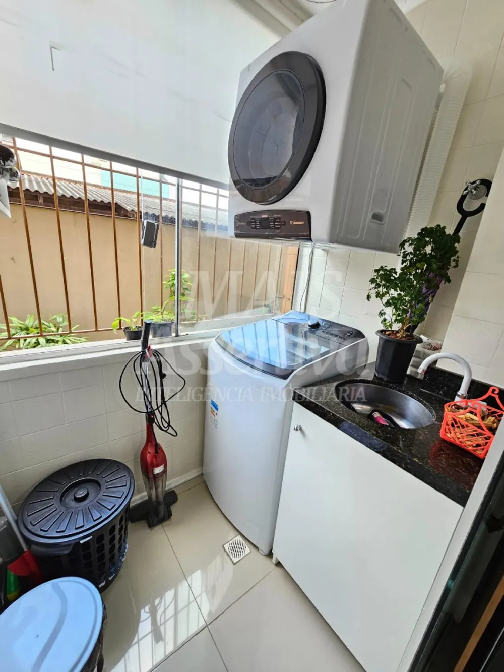 Apartamento térreo, semi mobiliado para locação - Condominio Jardim Florença - 66m² 