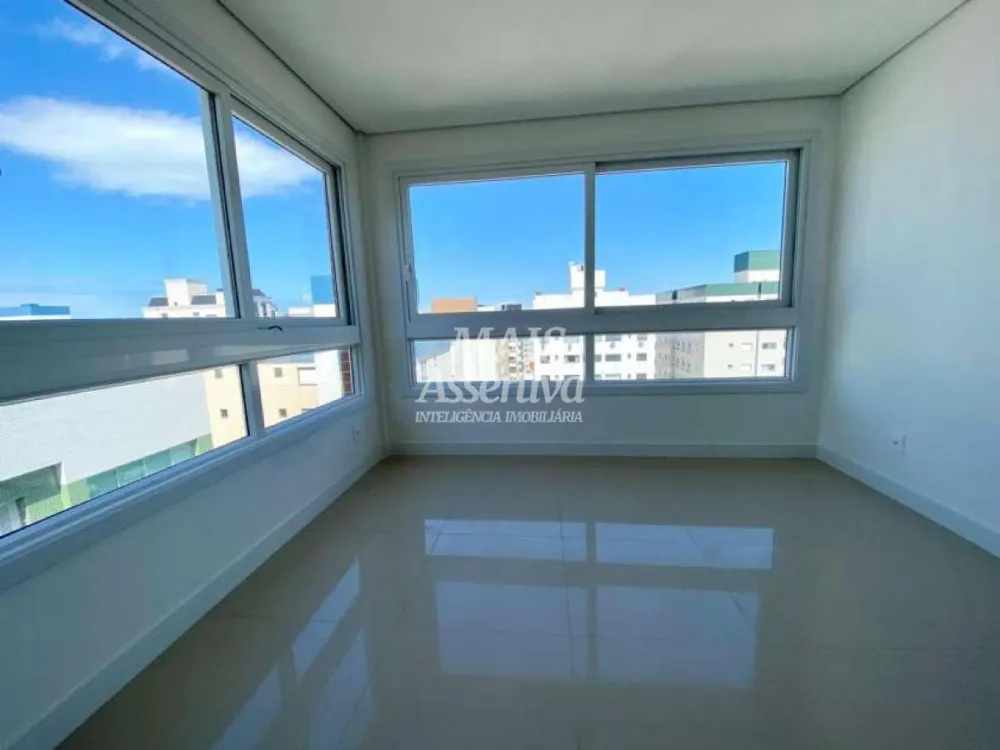 Apartamento para Venda em Capão Da Canoa / RS no bairro Centro