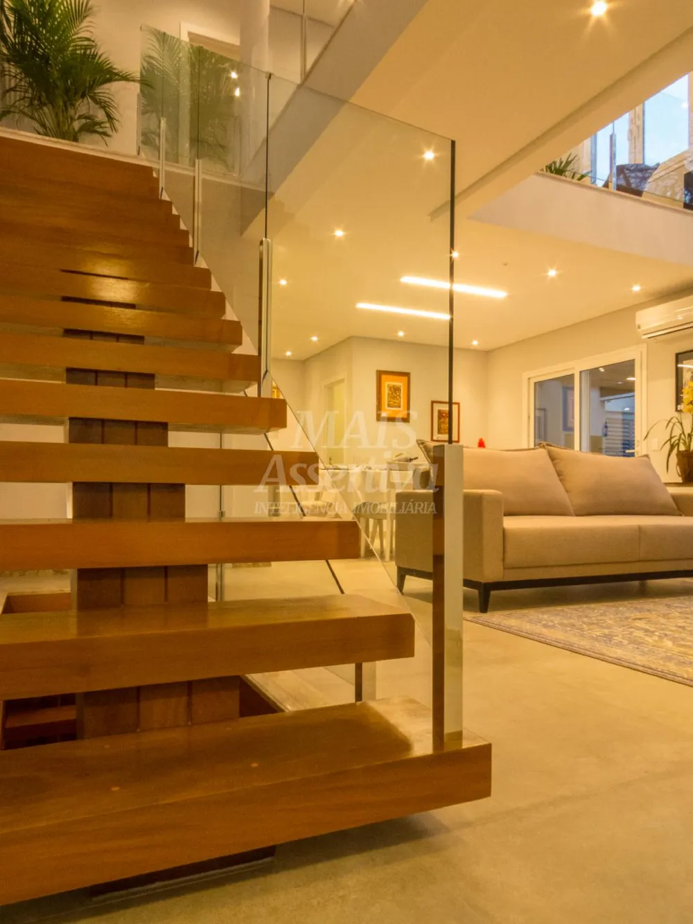 SOBRADO PARA VENDA EM CONDOMINIO FECHADO - NOVO HAMBURGO - BAIRRO RONDÔNIA
