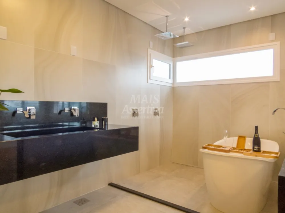 SOBRADO PARA VENDA EM CONDOMINIO FECHADO - NOVO HAMBURGO - BAIRRO RONDÔNIA