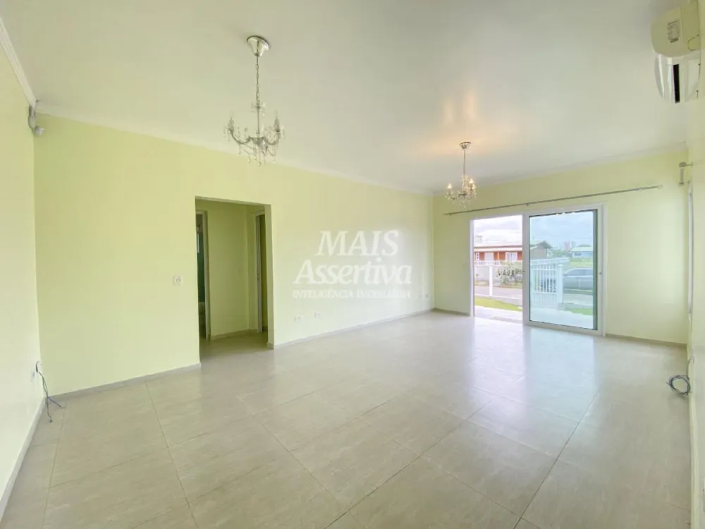 Casa para Venda em Torres / RS no bairro Zona Nova