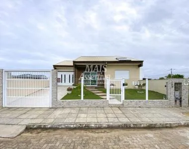 Casa para Venda em Torres / RS no bairro Zona Nova
