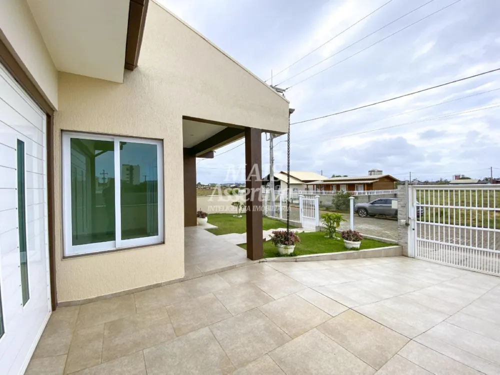 Casa para Venda em Torres / RS no bairro Zona Nova