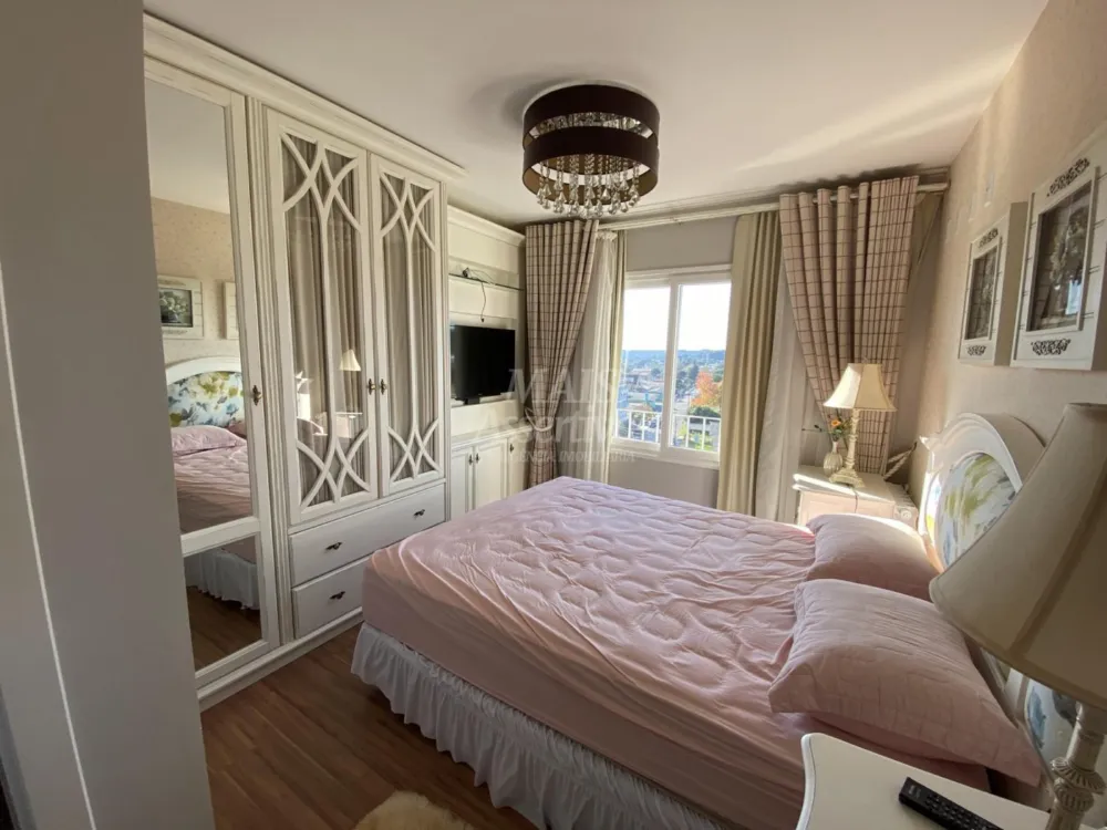COBERTURA DUPLEX FINAMENTE MOBILIADA  E DECORADA PARA VENDA EM CANELA 