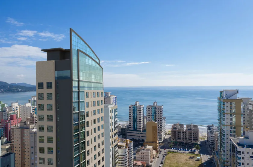 LINDO APARTAMENTO PARA VENDA EM ITAPEMA - MEIA PRAIA