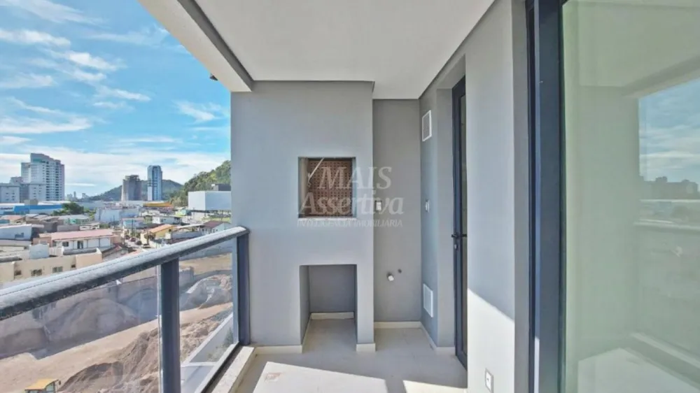 EXCELENTE APARTAMENTO EM ITAJAI  BAIRRO RESSACADA