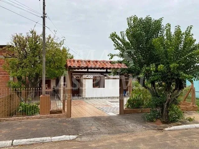 Ótima casa a venda no bairro São Jorge em Novo Hamburgo/RS - 3 Dormitórios