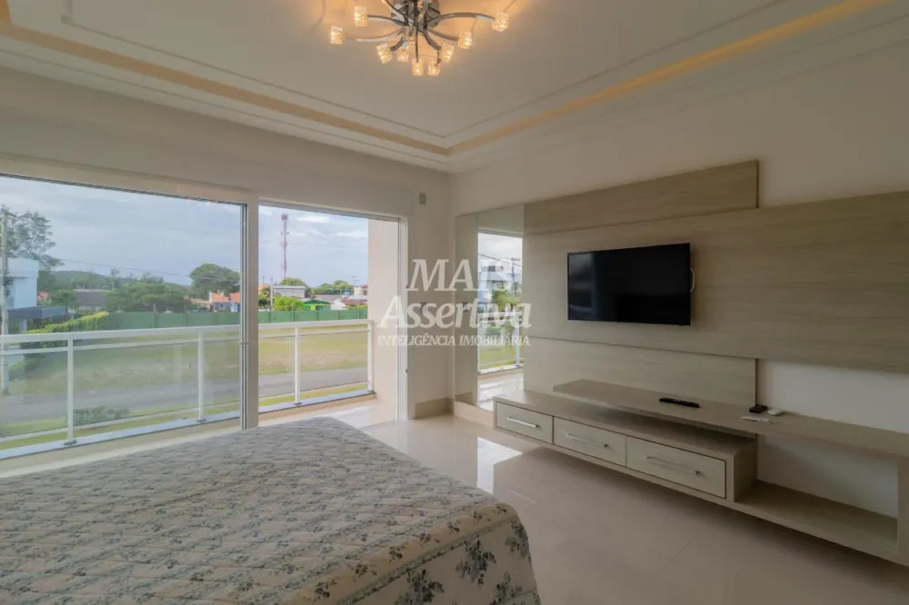 Casa para Venda em Torres / RS no bairro Centro