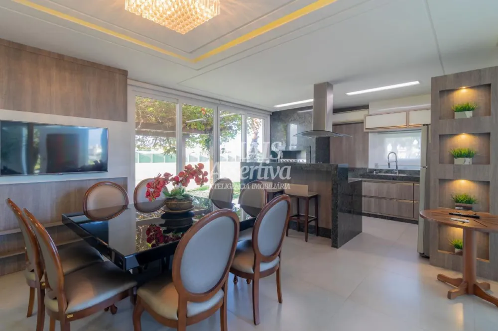 Casa para Venda em Torres / RS no bairro Centro