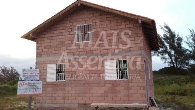 CASA DE PEDRA PARA VENDA EM BALNEÁRIO GAIVOTA PRAIA LAGOINHA