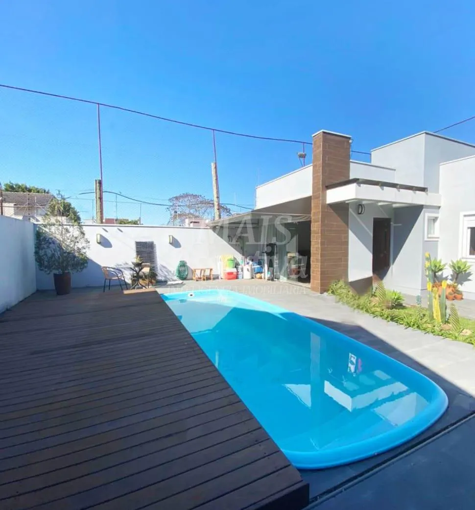 Casa semi mobiliada para venda no Centro de Sapiranga - 114,00m² 