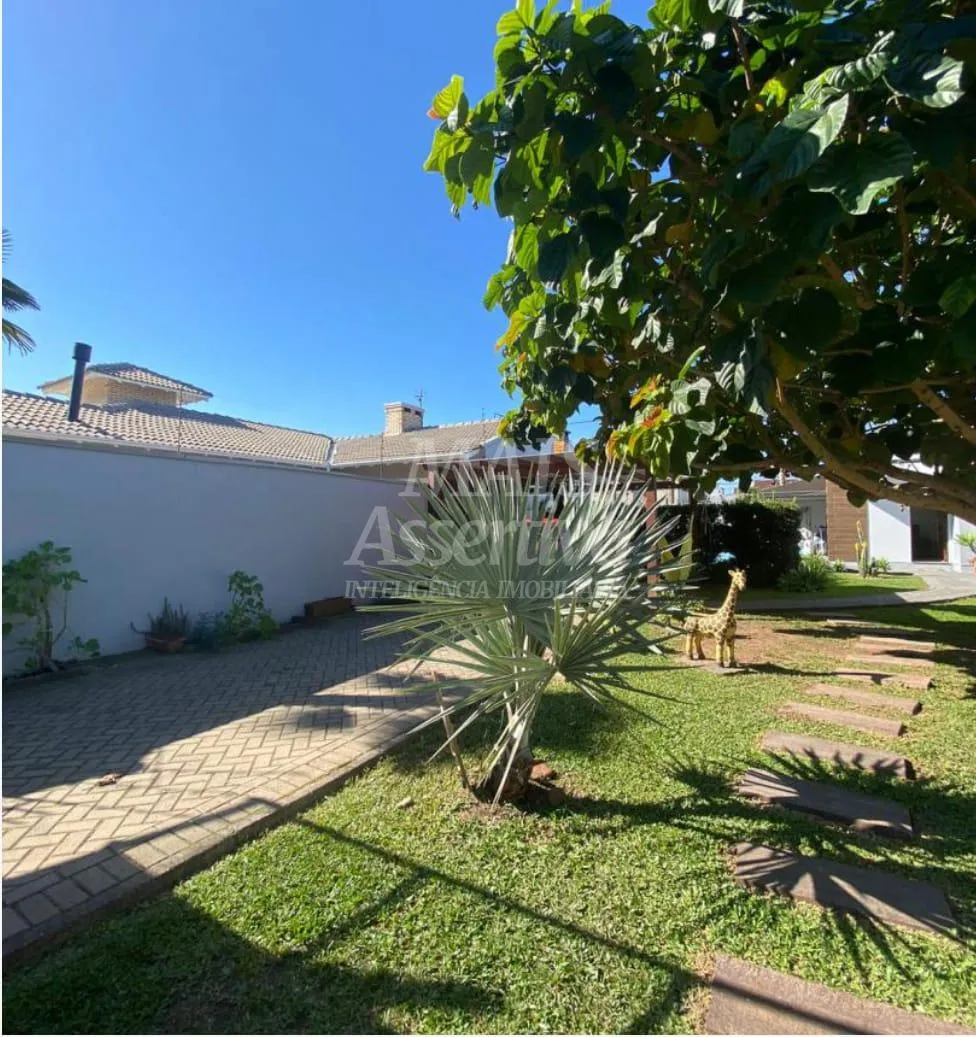 Casa semi mobiliada para venda no Centro de Sapiranga - 114,00m² 