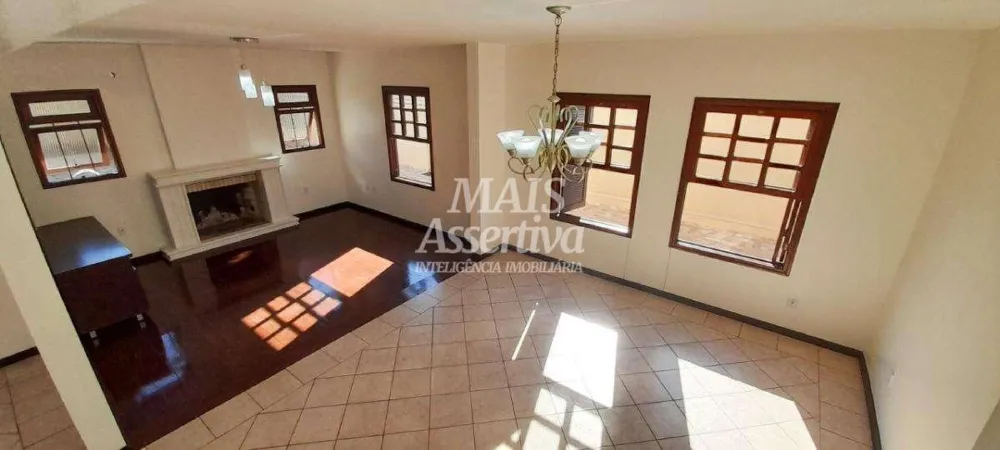 Sobrado para Venda em Tramandaí / RS no bairro Centro