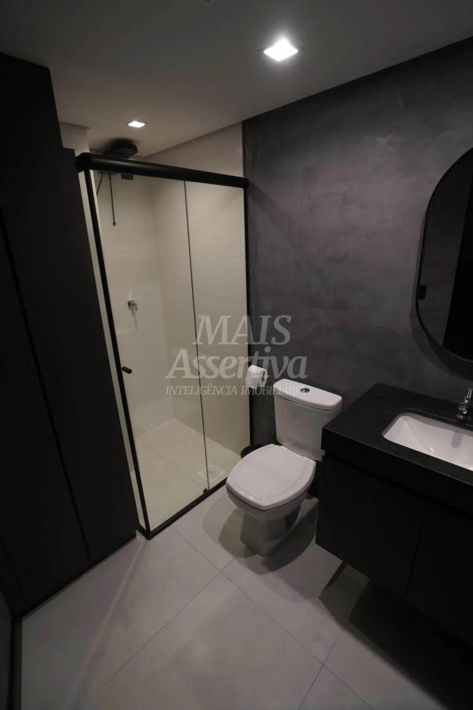 Apartamento novo à venda no Residencial Tharros, em Caxias do Sul-RS.