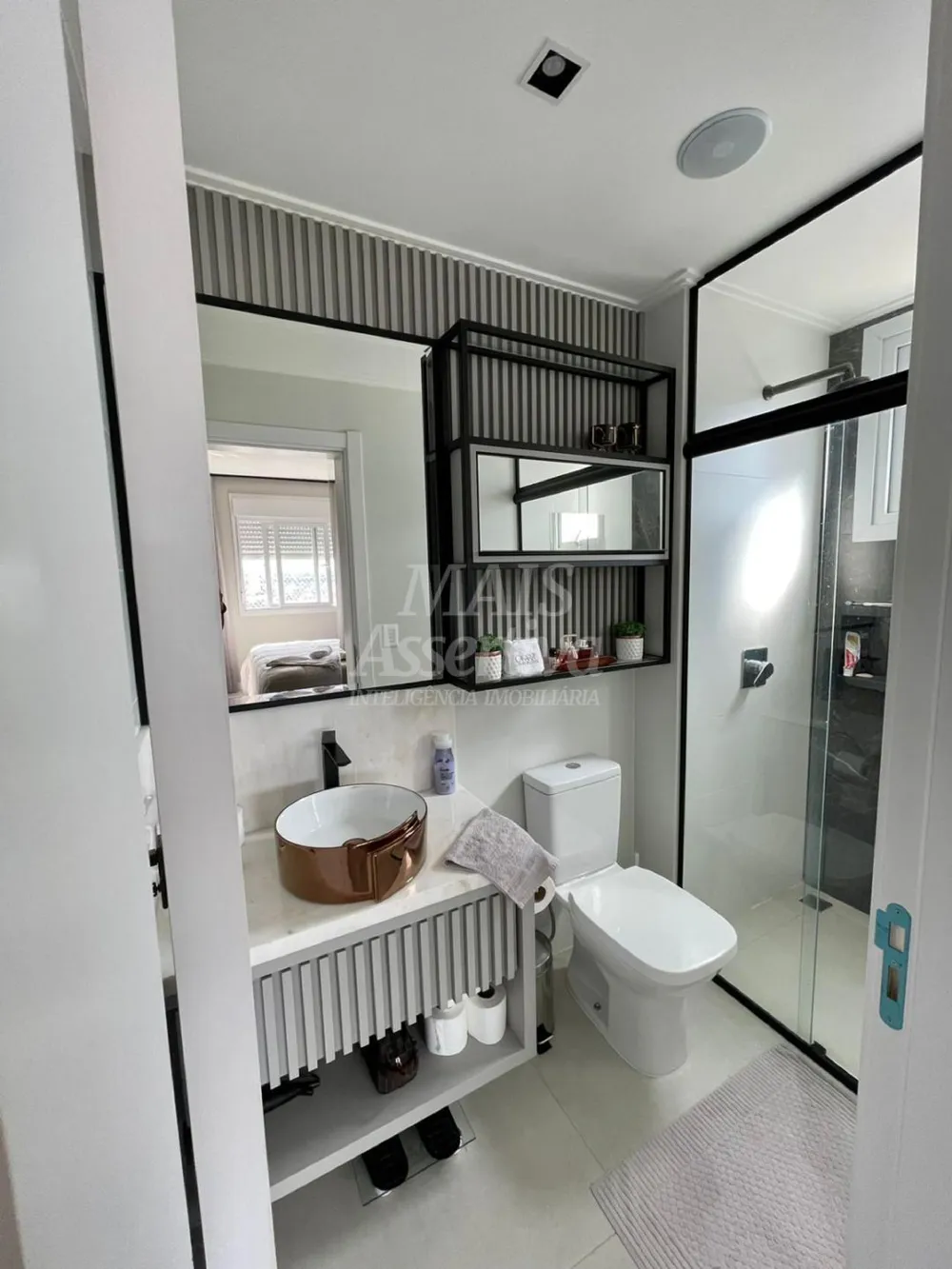 Apartamento Centro de Torres 02 dormitórios 