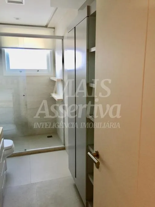 Apartamento Para Venda Mobiliado e Decorado com 03 dormitórios em Novo Hamburgo - Centro