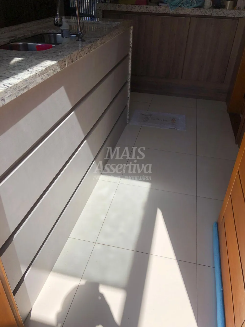 Casa mobiliada a venda no bairro Azaléia em Araricá/RS - 3 dormitórios 