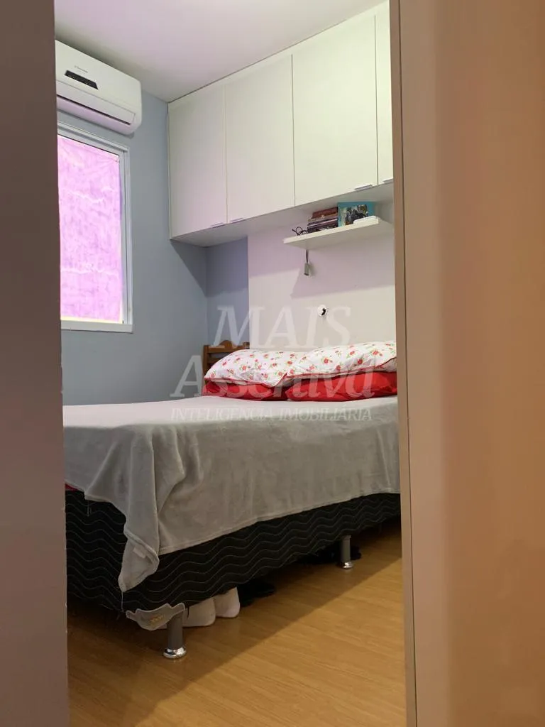 Excelente apartamento a venda com 02 dormitórios e vaga em Novo Hamburgo 