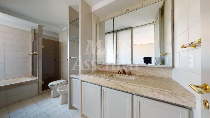 Excelente apartamento a venda com vista em Porto Alegre 