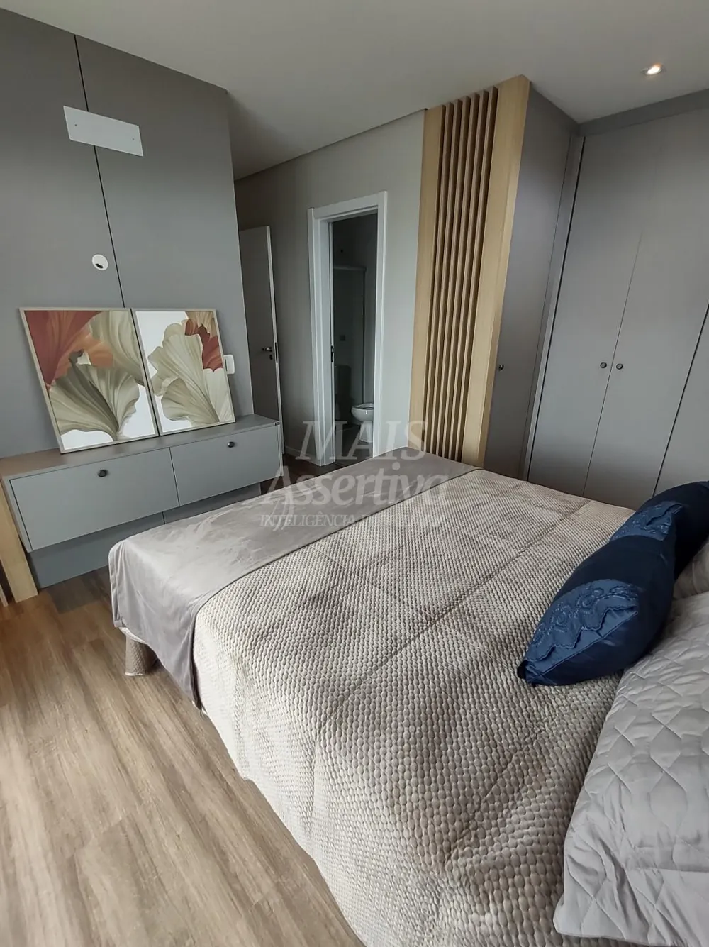 Excelente apartamento a venda 03 dormitórios em Caxias do Sul