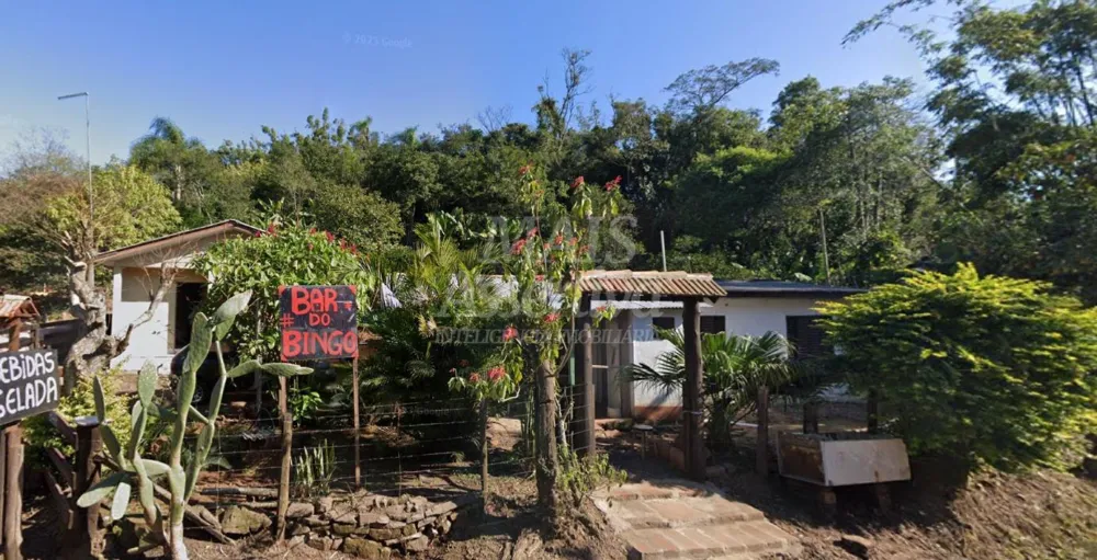 Duas casas a venda em Portão 