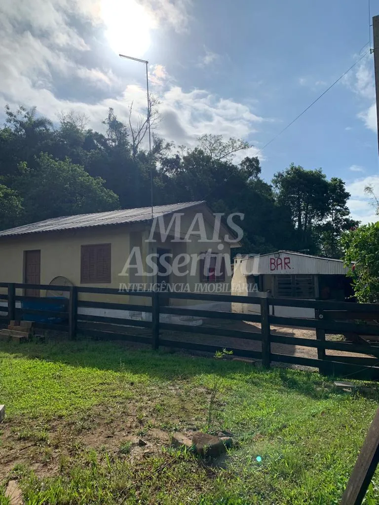 Duas casas a venda em Portão 