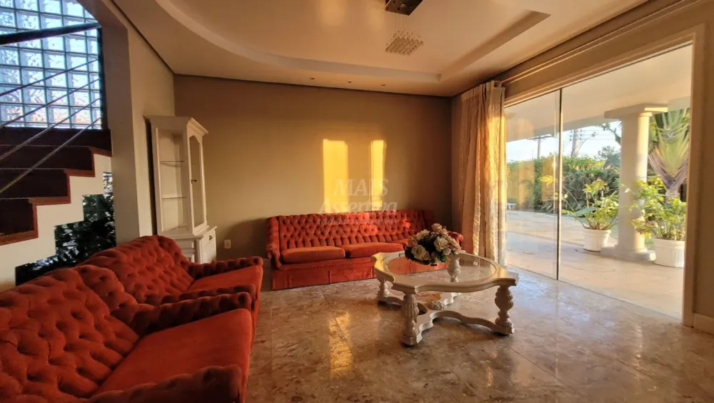 Excelente Casa de esquina para Venda com 389 m² em São Leopoldo