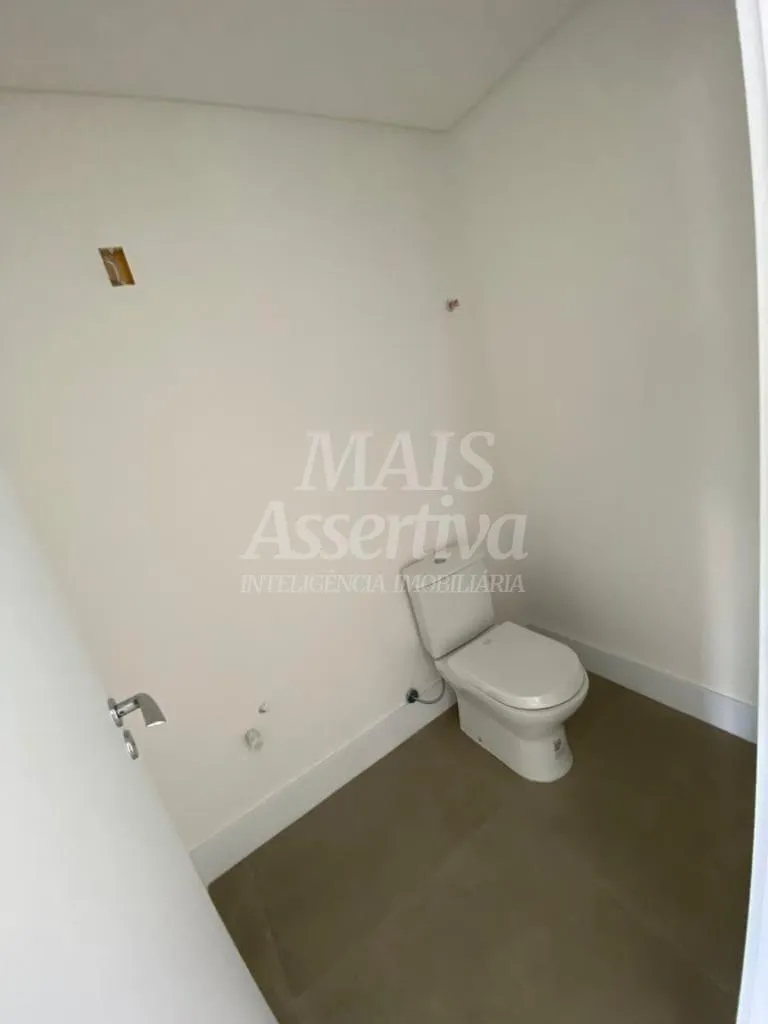 Apartamento para Venda com 03 Suítes em Itapema SC