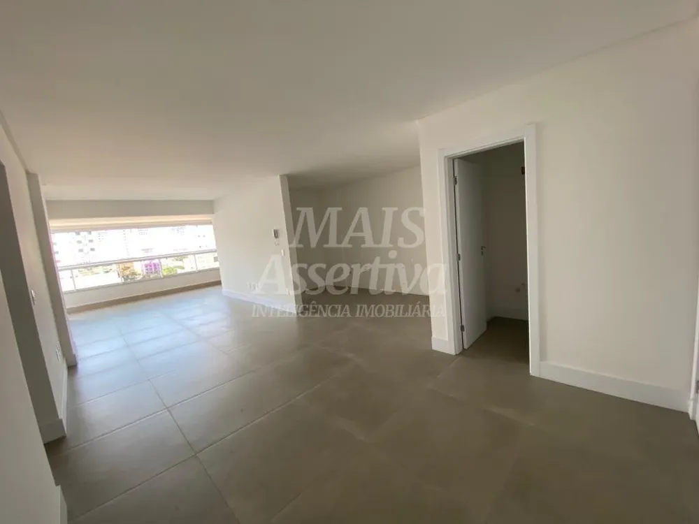 Apartamento para Venda com 03 Suítes em Itapema SC
