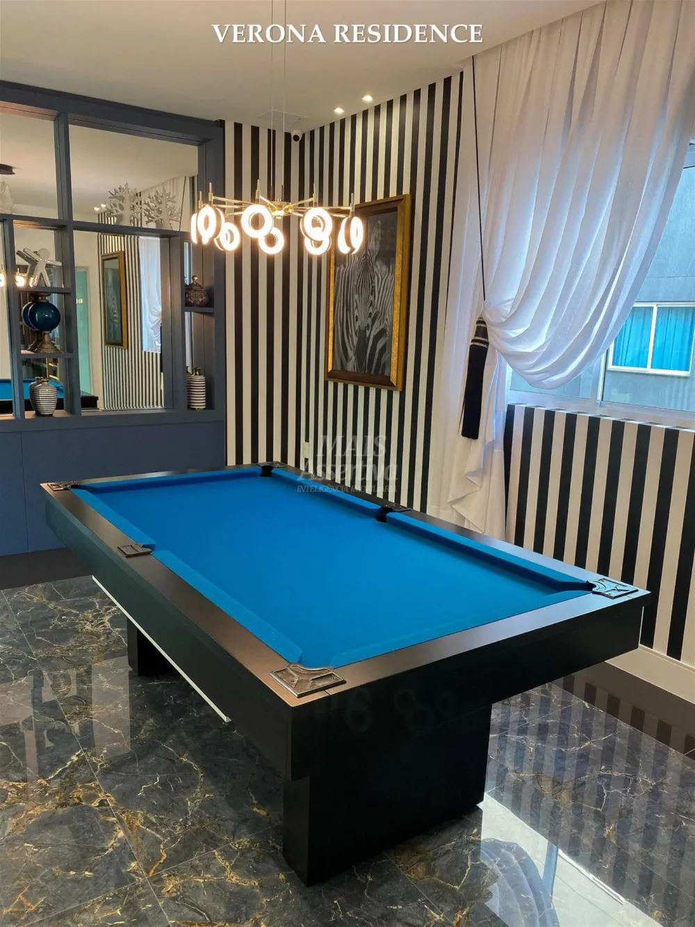 Excelente Apartamento com 03 Suítes para Venda em Itapema Meia Praia