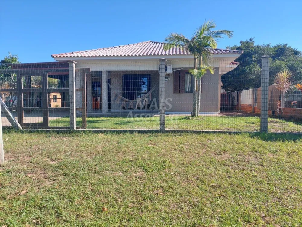 Casa Para Venda em Arroio do Sal