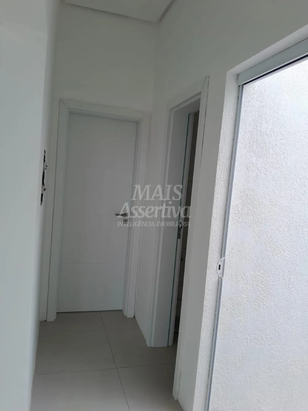 Excelente casa a venda localizada no centro de Tramandaí/RS - 2 dormitórios
