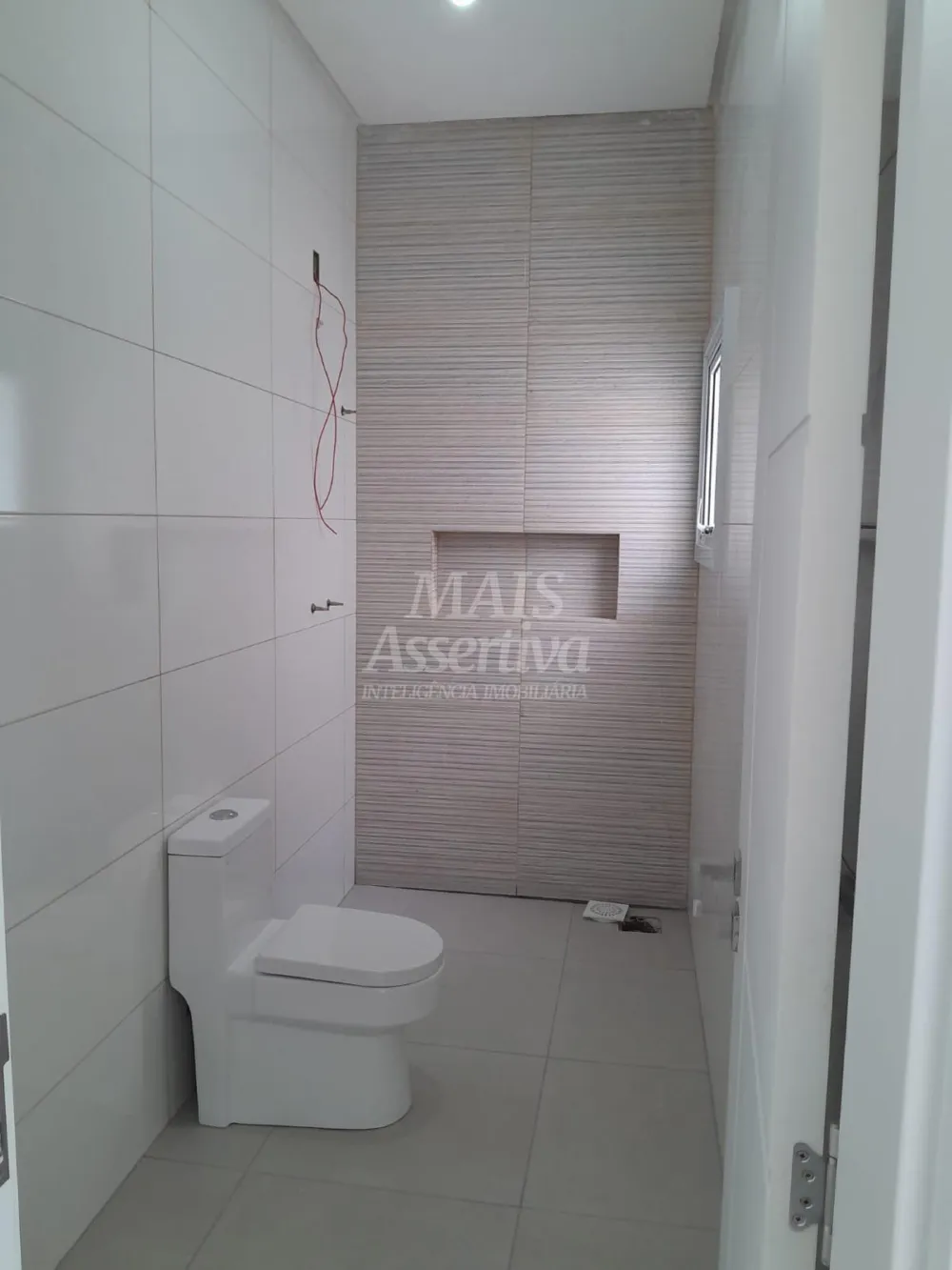 Excelente casa a venda localizada no centro de Tramandaí/RS - 2 dormitórios