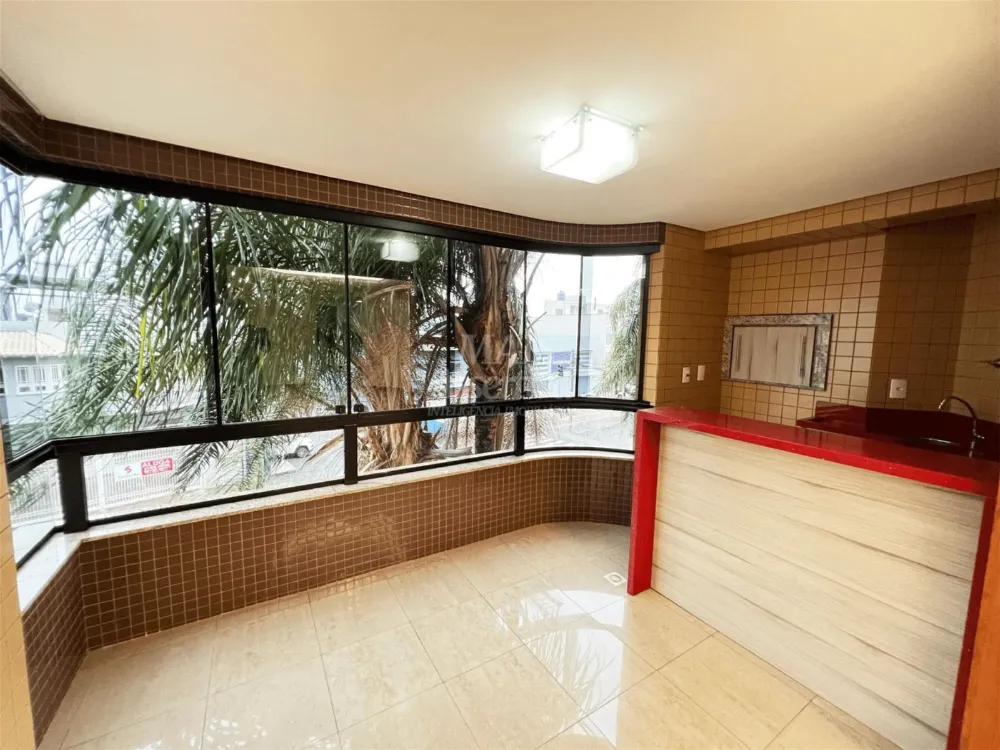Amplo Apartamento 03 dormitórios para venda em Canoas