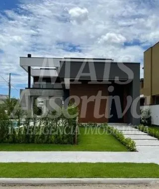 Ótimo sobrado de luxo em Balneário Camboriú - 3 dormitórios, 3 suítes