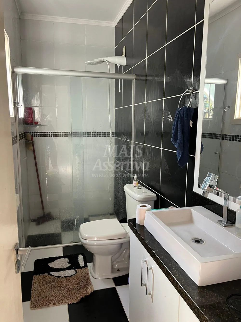 Excelente casa com 03 dormitórios para venda em Novo Hamburgo 