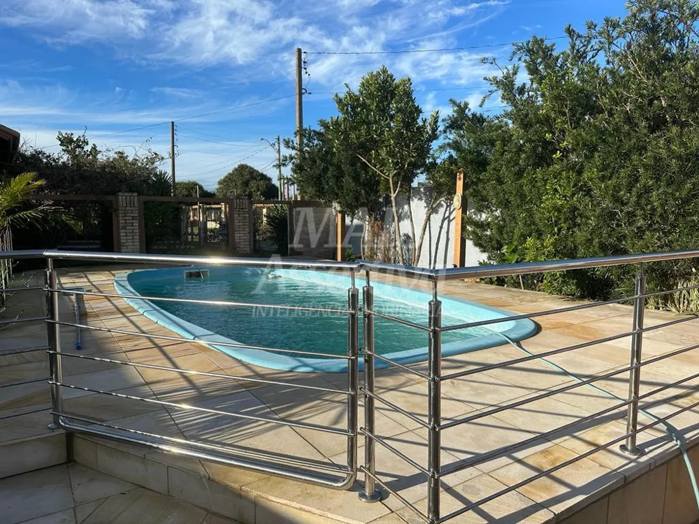 Ótima casa a venda localizada no Balneário Tramandaí Sul - Nova Tramandaí/RS. 