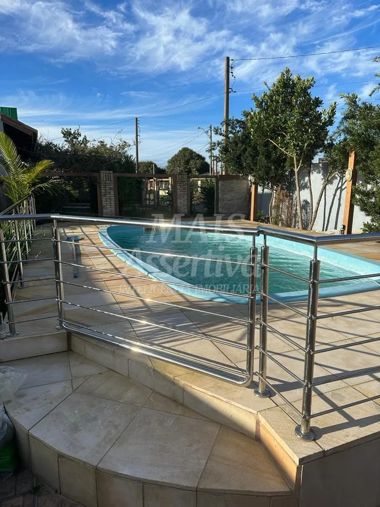 Ótima casa a venda localizada no Balneário Tramandaí Sul - Nova Tramandaí/RS. 