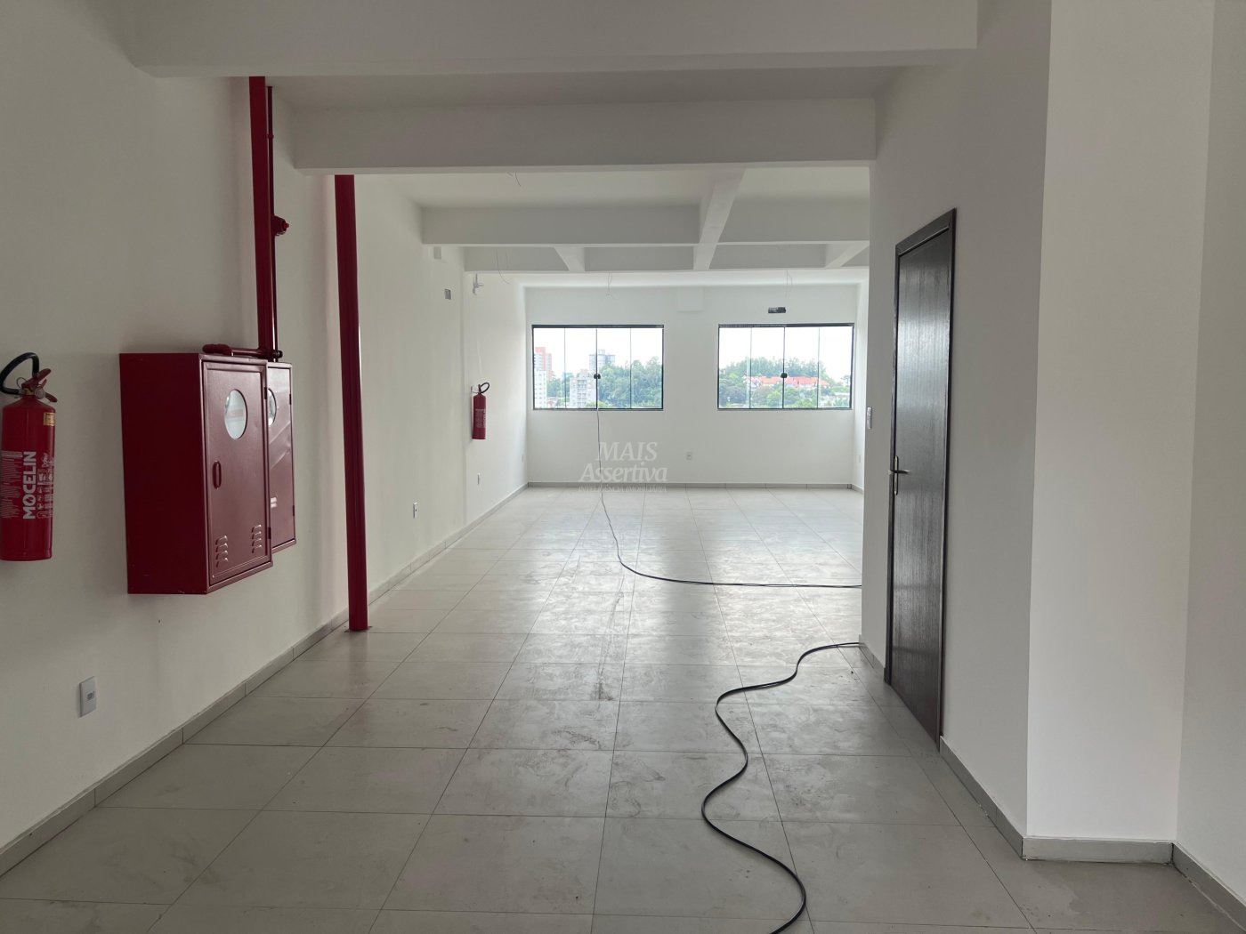 Sala comercial para locação em frente a Rua Guia Lopes, Rondonia, Novo Hamburgo