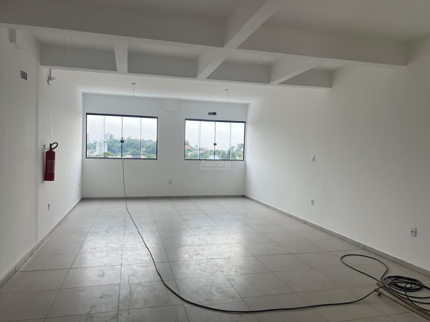 Sala comercial para locação em frente a Rua Guia Lopes, Rondonia, Novo Hamburgo