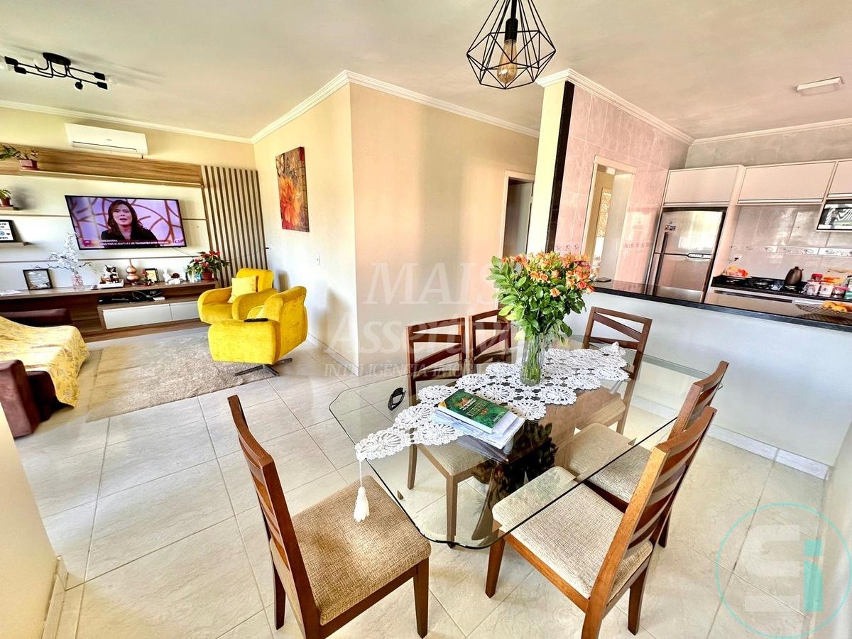 Casa mobiliada para venda em Xangrilá Rainha do Mar