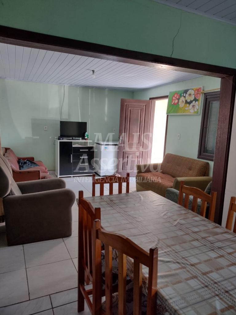 Casa para venda no Centro de Arroio do Sal  - 75,00m² 
